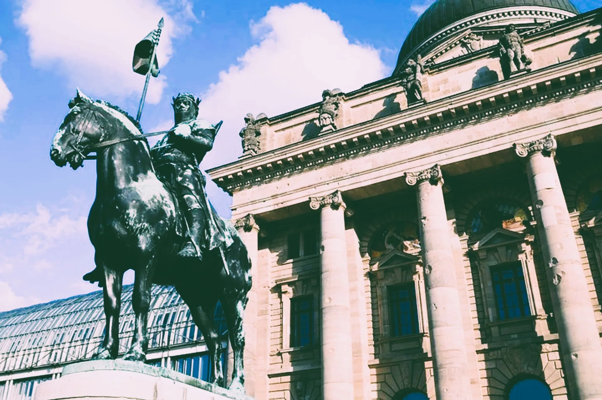 Historia del Tercer Reich: los recorridos a pie más informativos para guiar a los turistas